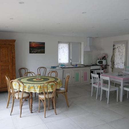 Villa La Bergerie Des Moureres Trezioux Esterno foto